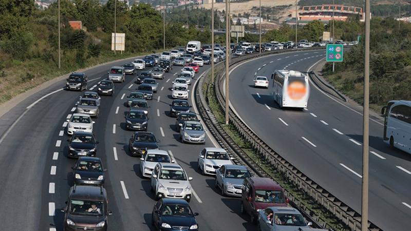 TEM Otoyolu İstanbul yönü 20 gün trafiğe kapatıldı