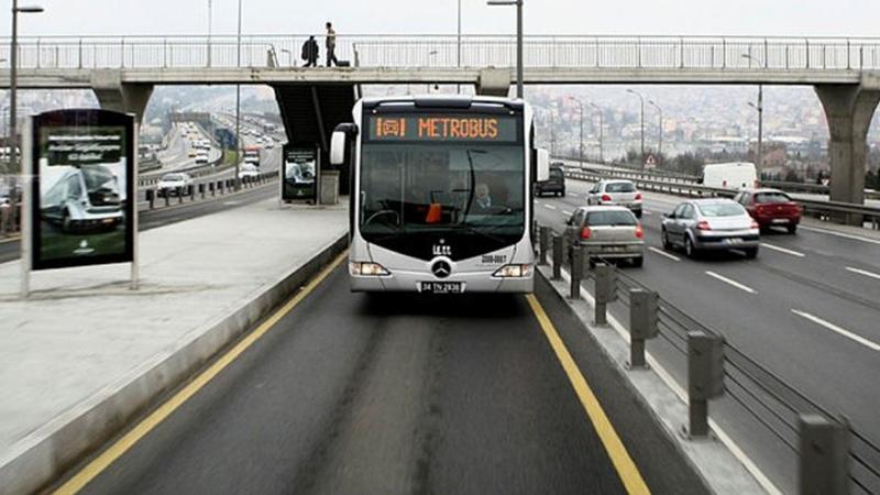 İETT’de unutulan eşyalar satışa çıkartılıyor