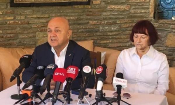 Cemalettin Sarar ve eşini gasp eden zanlılar Türkiye'ye iade edildi