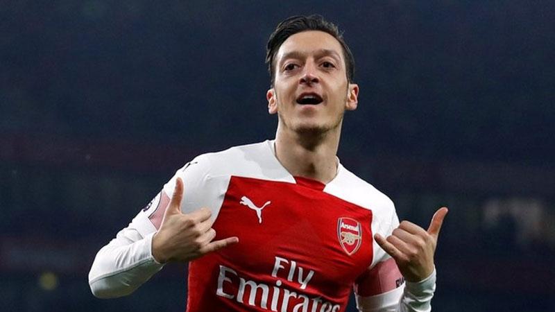 İngilizlerden Mesut Özil iddiası: Fenerbahçe devrede