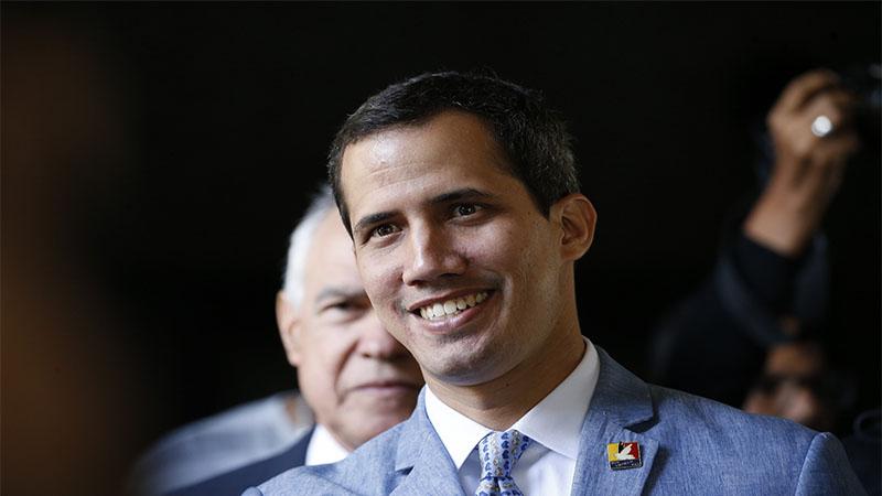 Venezuela'da kendini geçici devlet başkanı ilan eden Guaido, Beyaz Saray'da Trump ile görüştü