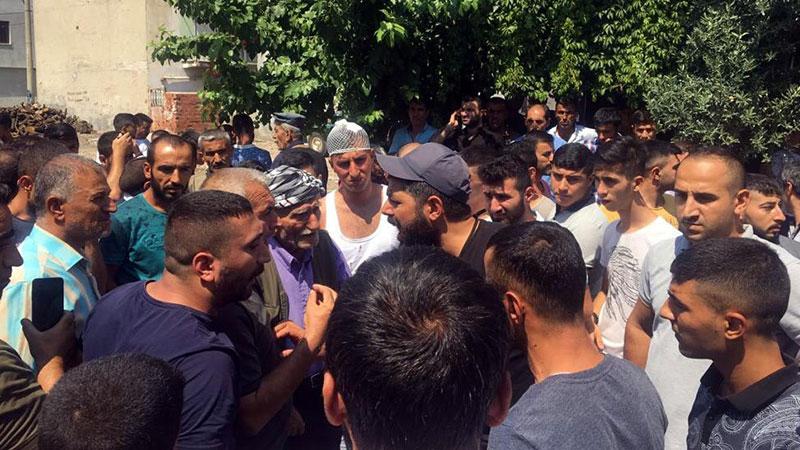 Turgutlu'da mahalleli ile Suriyeliler arasında gerginlik: 2 yaralı