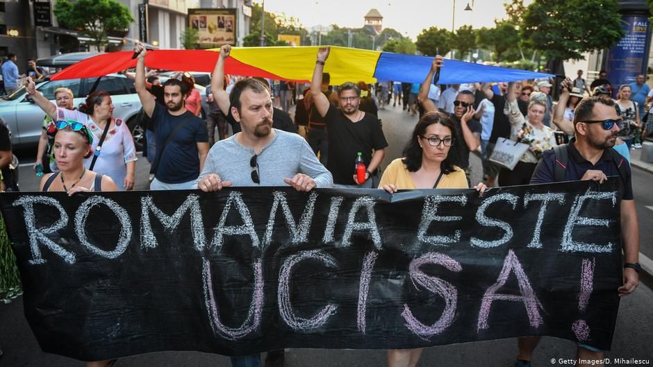 Romanya'da kaybolan çocuk için protesto