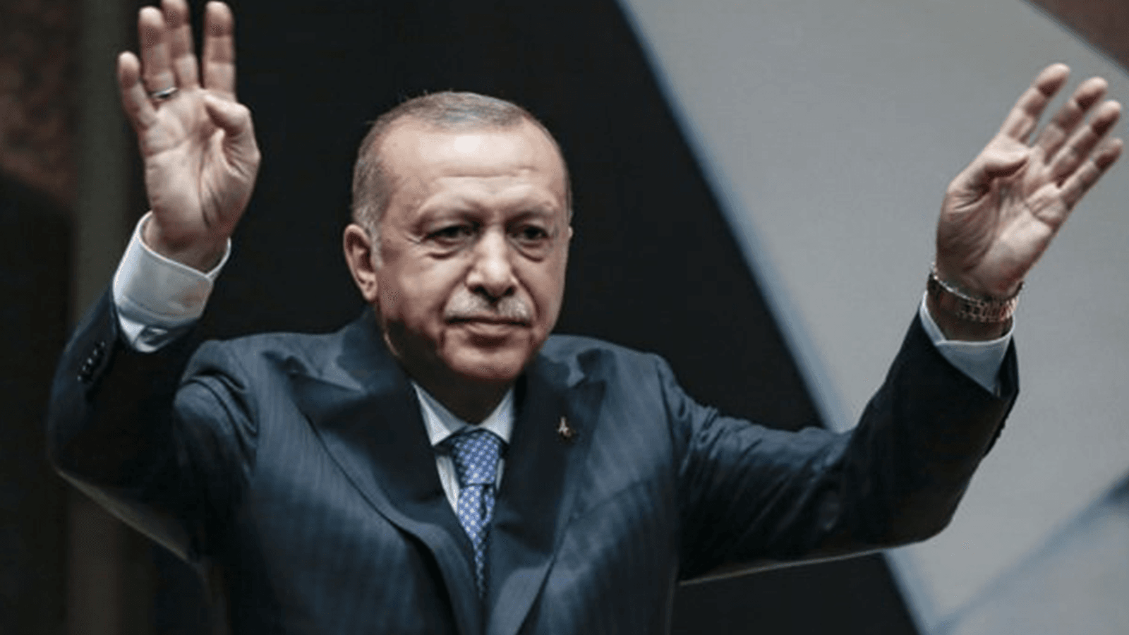 Sabah yazarı Tuna: Erdoğan gidecek de kim gelecek?