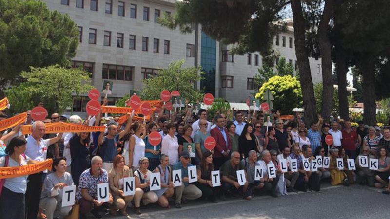 81 gündür tutuklu olan Barış Akademisyeni Tuna Altınel ilk duruşmada tahliye edildi