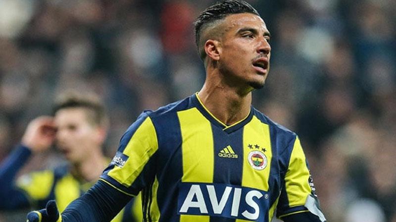 Fenerbahçeli taraftarlardan Nabil Dirar’a tepki; sahayı terk etmek istedi