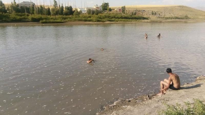 Muş'ta Murat Nehri'ne giren 3 çocuk boğuldu