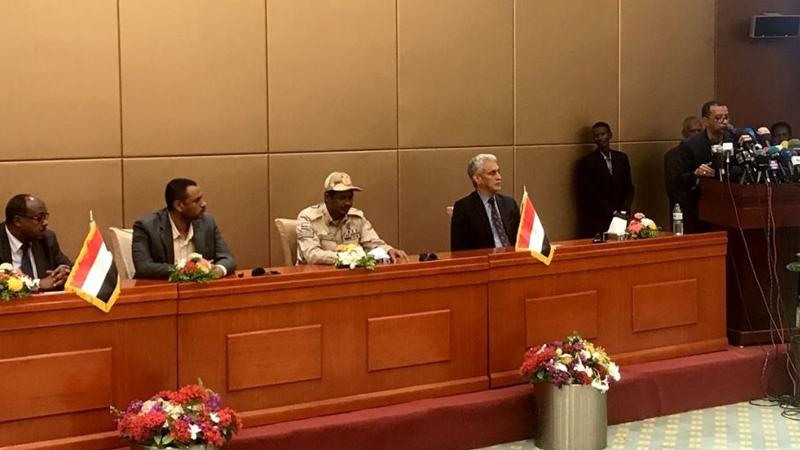 Sudan'da anayasa bildirisi ön anlaşması imzalandı