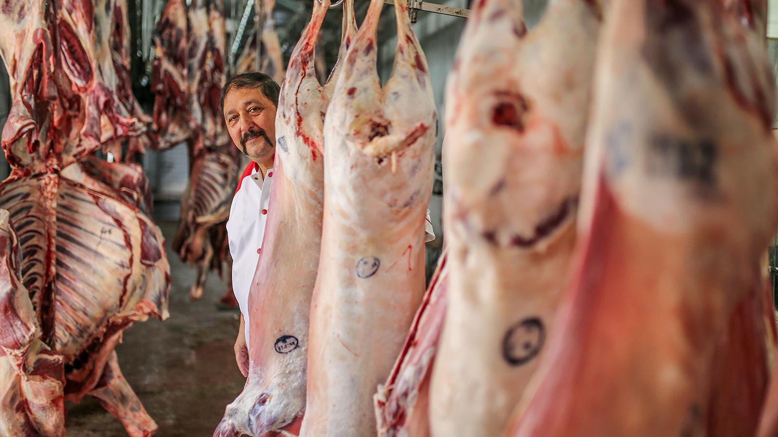 Marketlerin açık kalmasına kasaplardan sitem: Biz üvey evlat değiliz