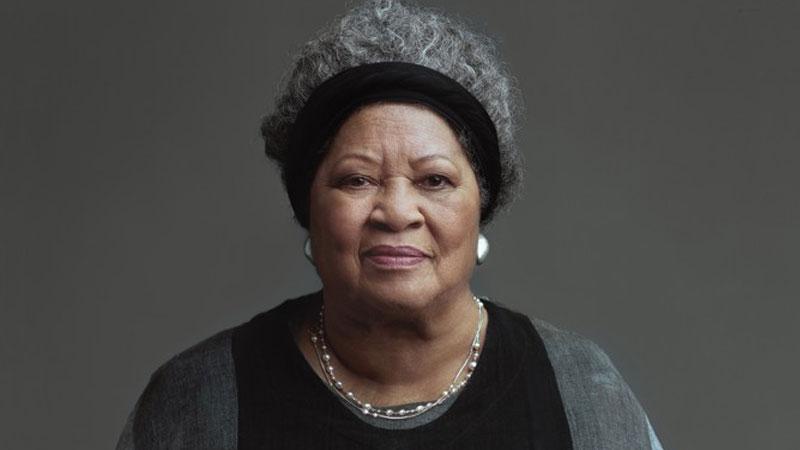 Nobel ödüllü yazar Toni Morrison hayatını kaybetti