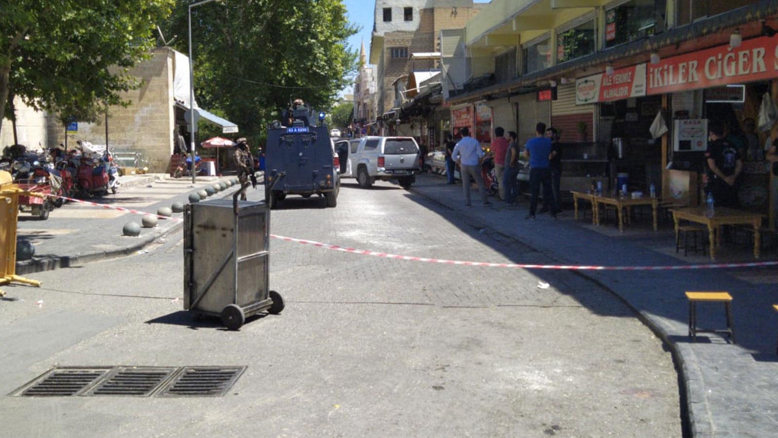 Şanlıurfa'da üzerinde canlı bomba düzeneği olduğu iddia edilen bir kişi gözaltına alındı