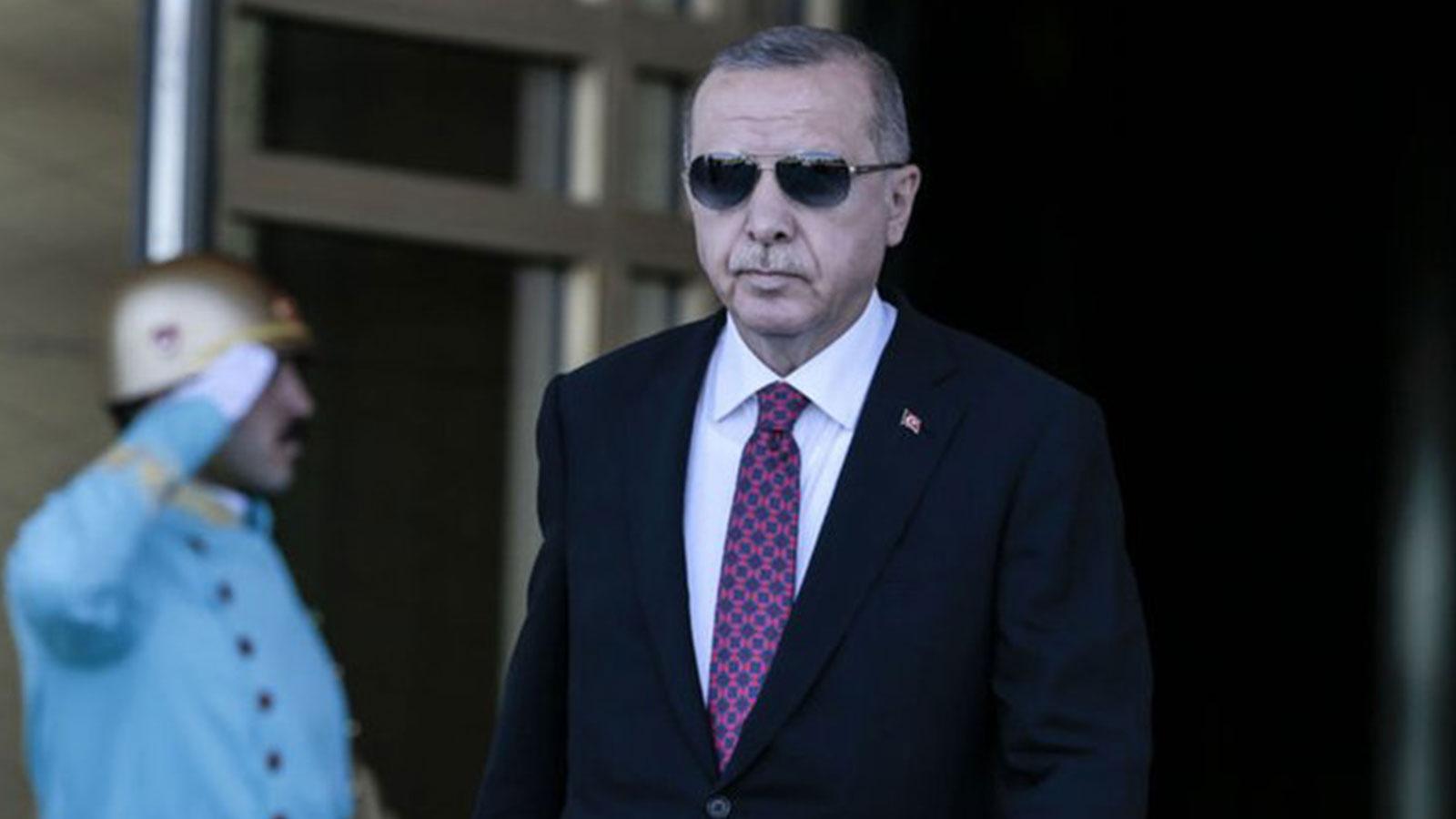 Selvi: Erdoğan, Hz. Muhammed'in bizzat kendi eliyle diktiği 'acve' cinsi hurmayı tercih ediyormuş