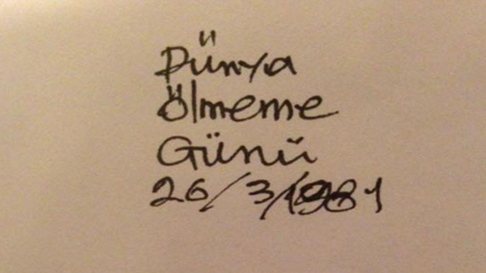 Turgut Uyar'ın 34. ölüm yıl dönümü: "Dünya Ölmeme Günü"nün gerçek hikayesi