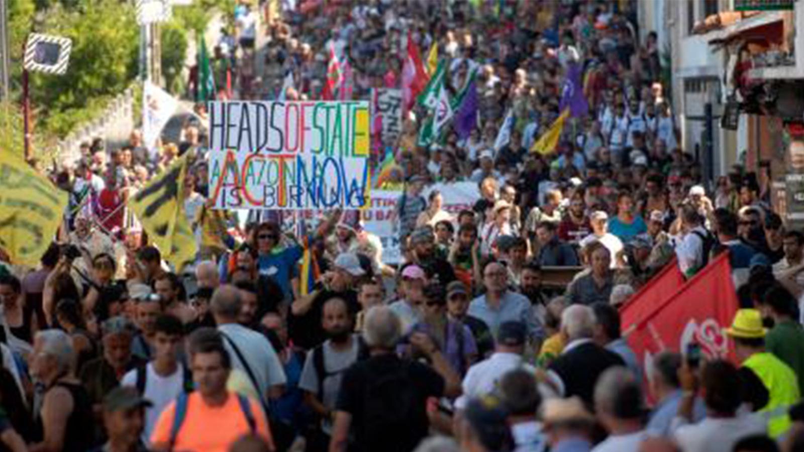 Fransa'da G7 protestoları: "İklim katedral olsaydı onu çoktan kurtarmış olurduk