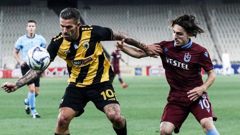 Trabzonspor'da Abdülkadir Ömür, AEK maçını tamamlayamadı