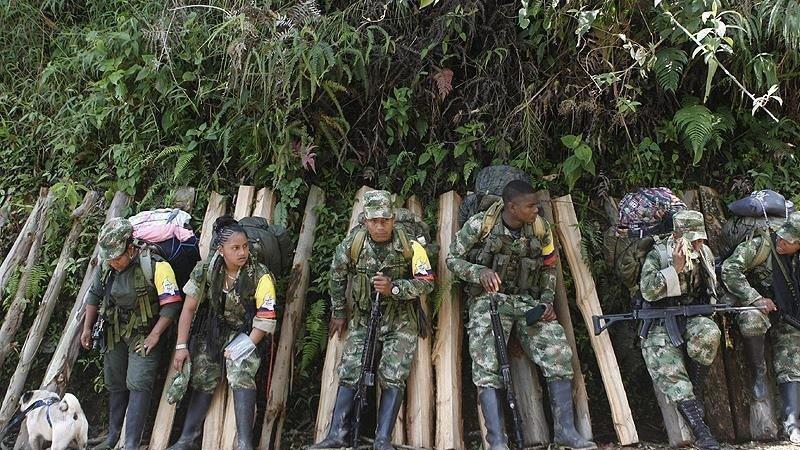 Yeniden silahlanan FARC’a ilk operasyon: 9 ölü 