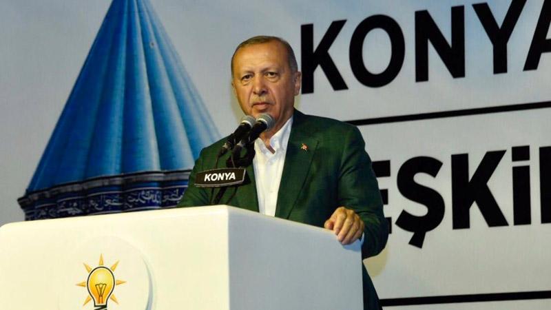 Erdoğan'dan Konya'da Davutoğlu iması: Kağıt üzerinde üyemiz olup gönlünü bizden ayıran varsa onları ayıklamaktan çekinmeyiz