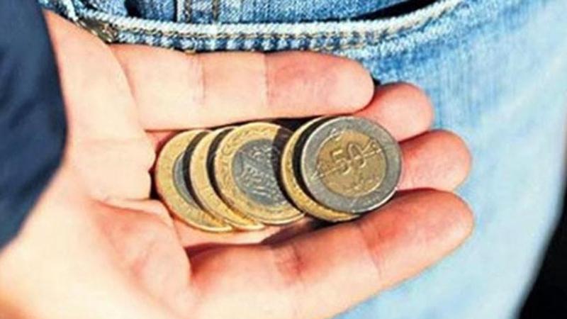 Türk-İş: Ocak'ta 4 kişilik ailenin açlık sınırı 2 bin 219, yoksulluk sınırı 7 bin 229 lira