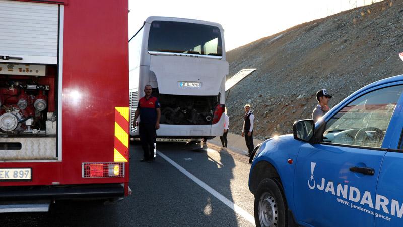 Erzincan’da yolcu otobüsü yandı