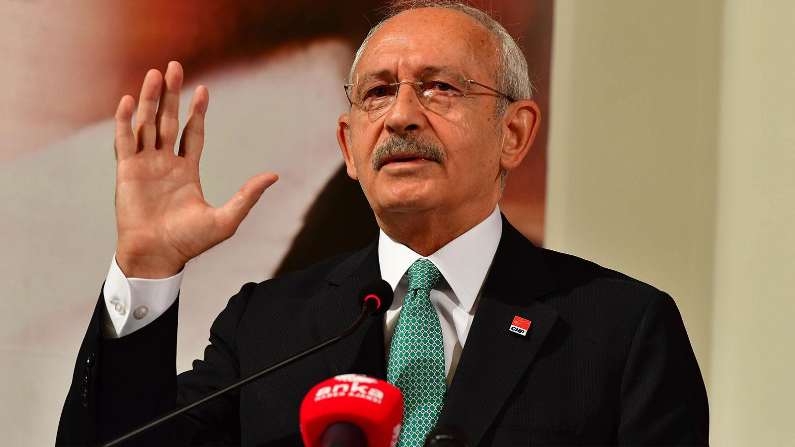 Kılıçdaroğlu: Erdoğan'ın avukatı savcıdan kül tablası istedi, savcı da koşa koşa getirdi