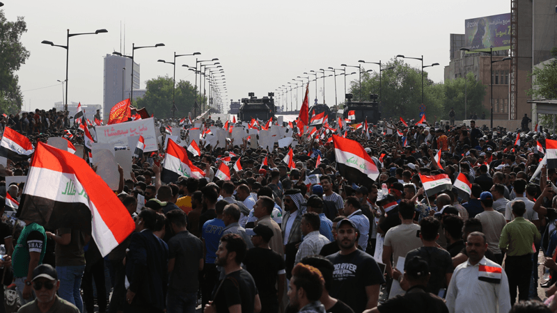 Irak'ta hükümet karşıtı protestolar patlak verdi: 10 ölü, 200'den fazla yaralı