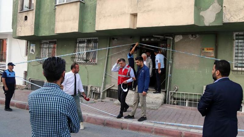 Belediyenin kriz masasında çalışan mühendis: Elimizde çekiçle hasar tespiti yapıyoruz