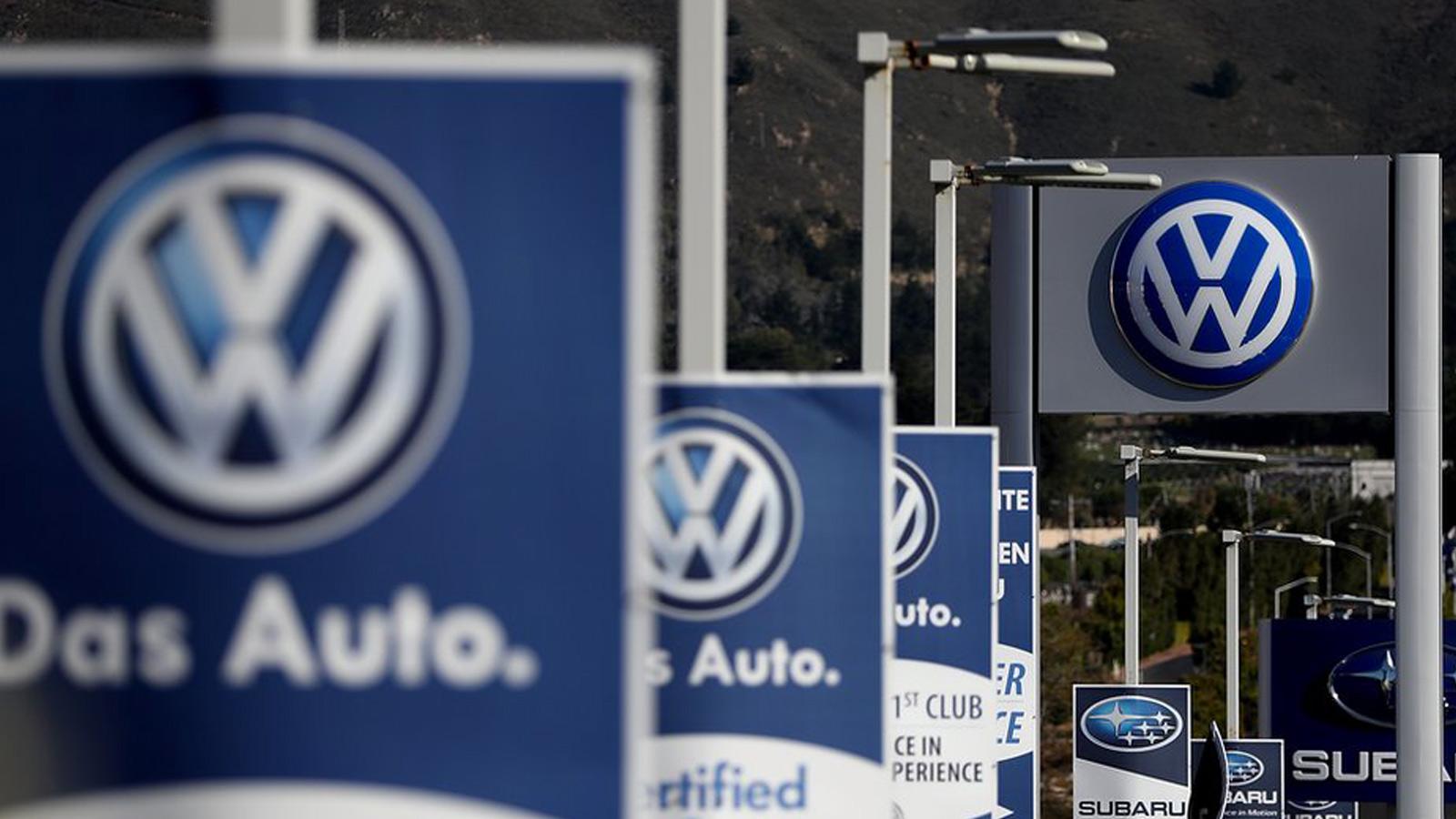 Volkswagen, tüketicilere 'emisyon skandalı' nedeniyle 830 milyon Euro ödeyecek