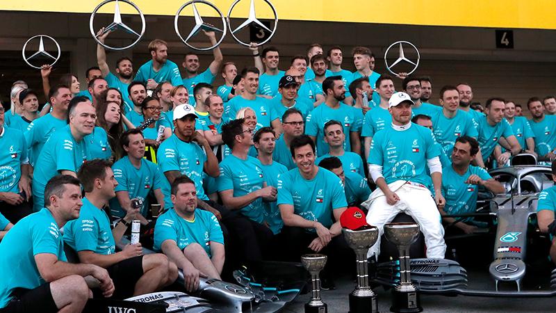 Formula 1'in şampiyonu üst üste 6. kez Mercedes