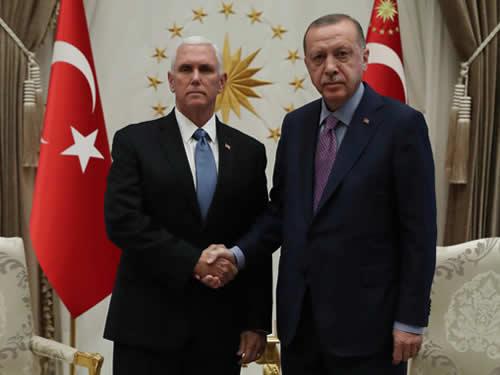 Erdoğan ve Pence'in Beştepe'deki görüşme 'mutluluğu' sosyal medyanın gündeminde