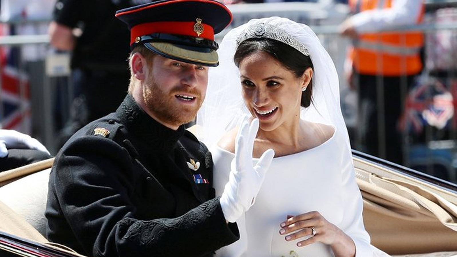 Prens Harry ve Meghan Markle'ın kraliyet ailesindeki görevleri bugün sona eriyor