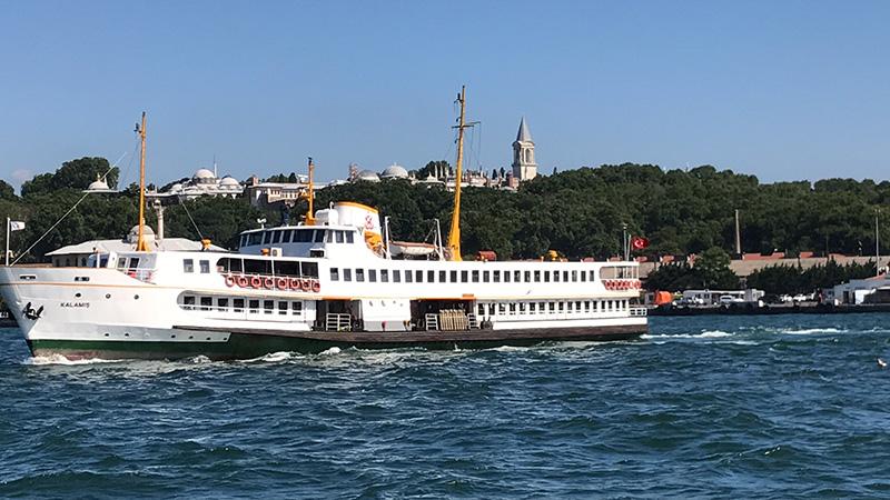 İstanbul'da vapurlar 24 saat hizmet vermeye başlayacak