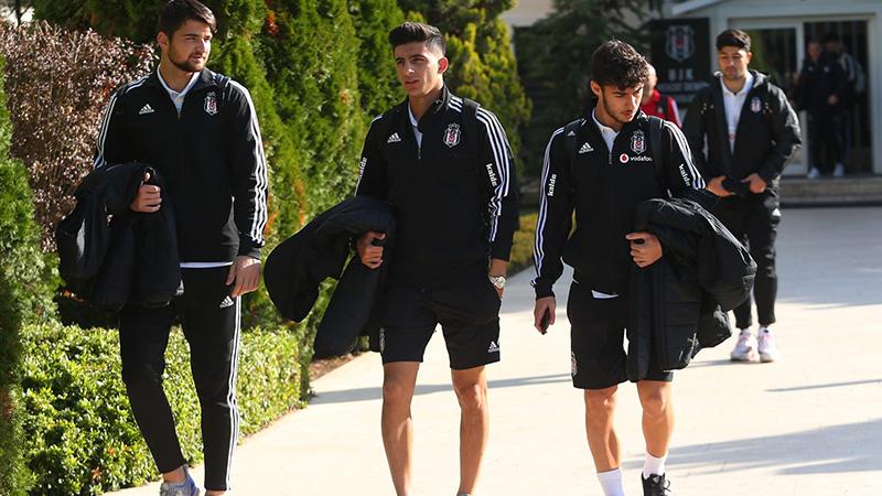 Beşiktaş, Portekiz'e hocasız gitti