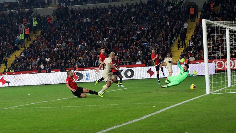 Spor yazarları, Gazişehir FK-Galatasaray maçını değerlendirdi: Beşiktaş ve Fenerbahçe'de bu özellik yok