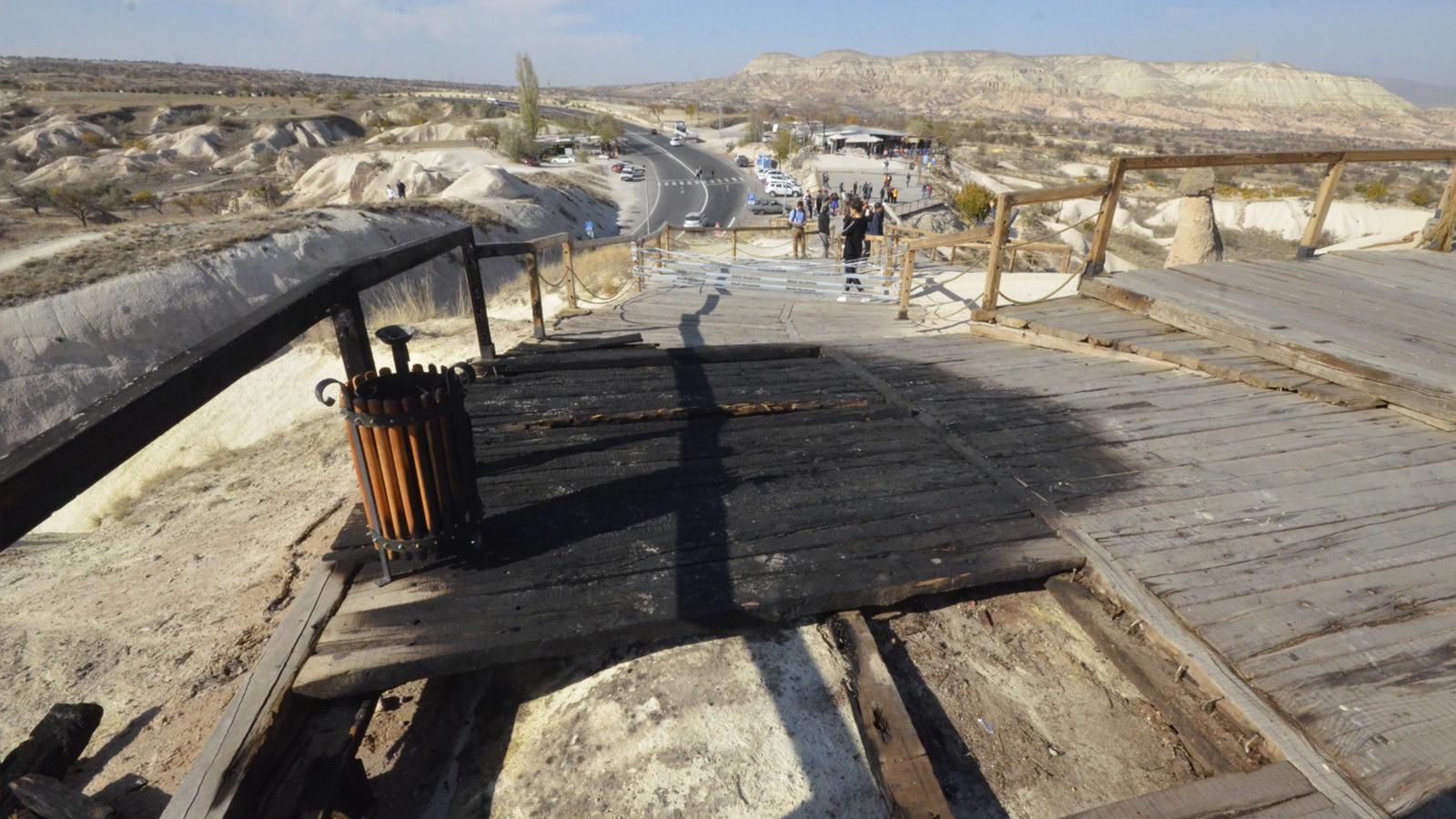 Evlenme teklifi ederken Kapadokya'daki yürüyüş yolunu yakan şahıs yakalandı