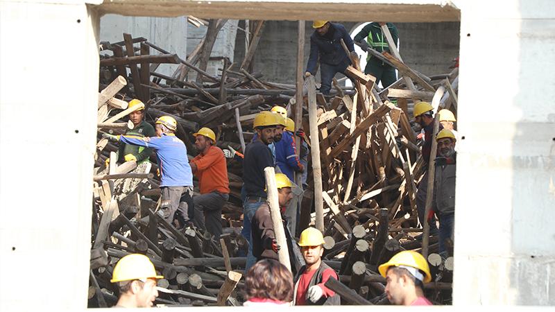 Cami inşaatı enkazı altında kalan mühendisin 33 saat sonra cansız bedenine ulaşıldı