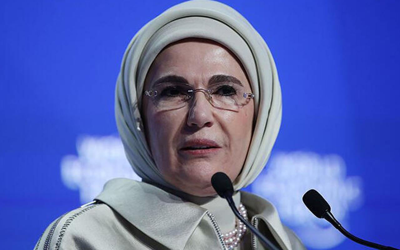 Yeni Akit Gazetesi yazarı Emine Erdoğan’ın konuşmasını eleştirdi: 6284 sayılı kanunla ilgili cümle duymak istemezdim