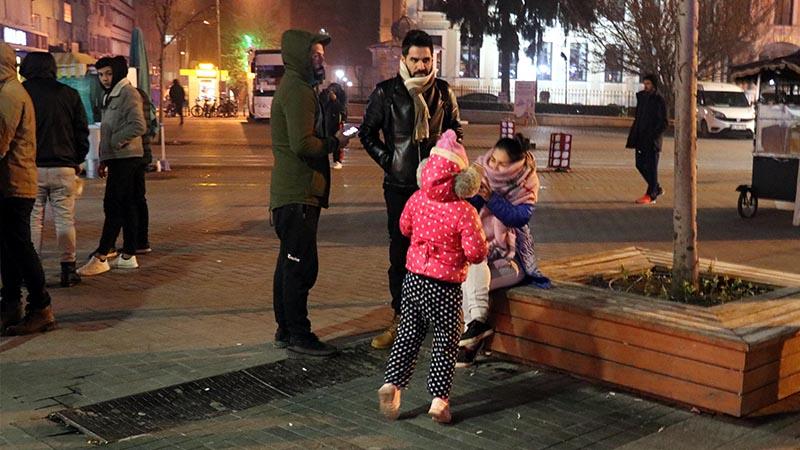 Bolu'da 3,6 büyüklüğünde deprem; vatandaşlar geceyi sokakta geçirdi