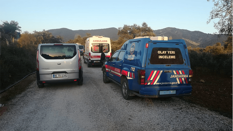 İzmir'de ısınmak için yaktığı ateşin üzerine düşüp öldü