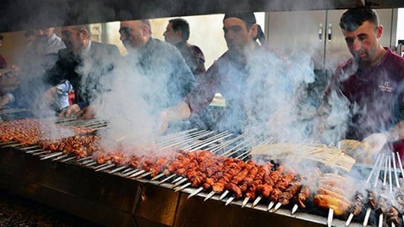 Adana Valiliği'nden yasaklanan kebap ve şalgam festivali hakkında açıklama