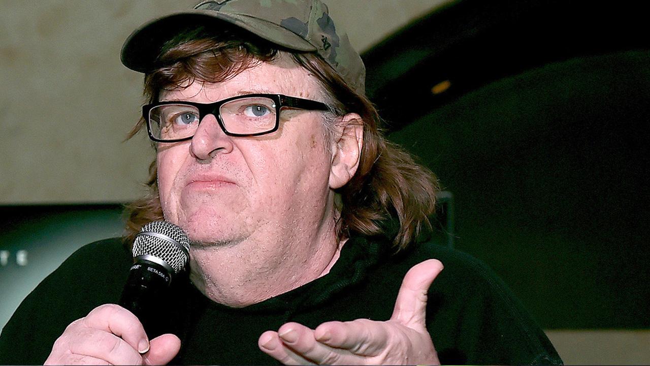 Belgeselci Michael Moore: ABD'de bugün seçim yapılsa Trump kazanır