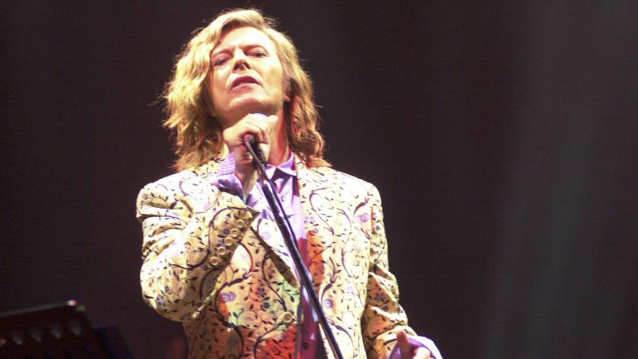 2020'de iki yeni David Bowie albümü sevenleriyle buluşacak