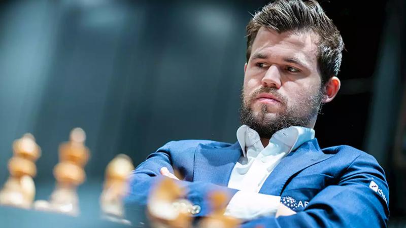 Magnus Carlsen dünya rekoru kırdı