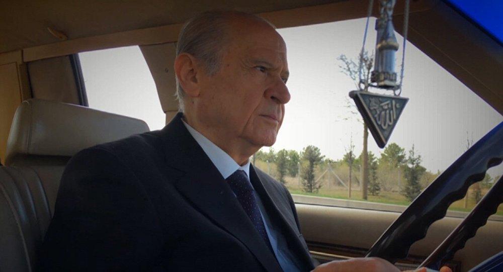 Bahçeli spor Mercedes'ini MHP'li milletvekiline hediye etti