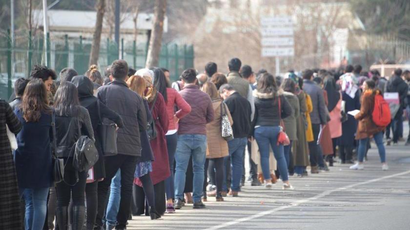 "Türkiye’de Gençlerin Güvencesizliği" raporu: Gençler umutsuz ve güvencesiz