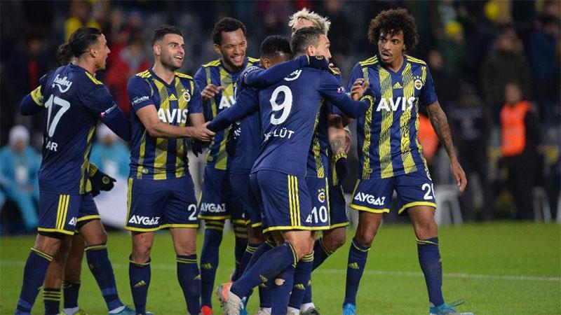 Fenerbahçe çeyrek final biletini kaptı