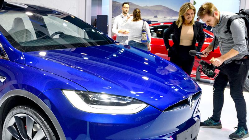 Tesla 100 milyar dolarlık piyasa değeriyle dünyanın 2. en büyük otomotiv şirketi oldu