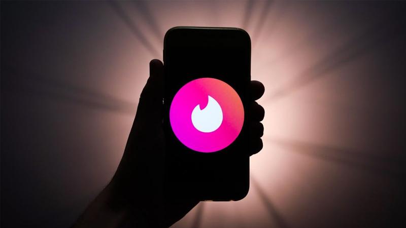 Tinder'a panik butonu dahil yeni güvenlik düzenlemeleri geliyor