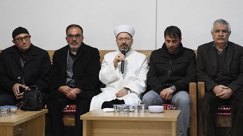 Diyanet İşleri Başkanı Erbaş: Depremde vefat edenler hükmen şehit