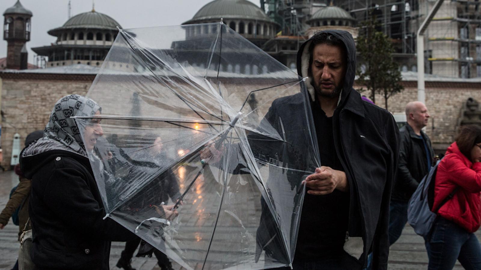 İstanbul güne yağmurla başladı