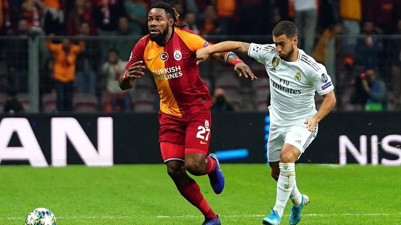 Galatasaray'da iki oyuncunun lisansı askıya alındı